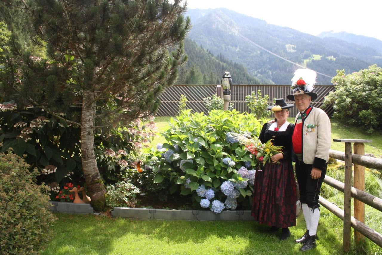 Vronis Waldhaus Adults Only Aparthotel Mayrhofen Buitenkant foto