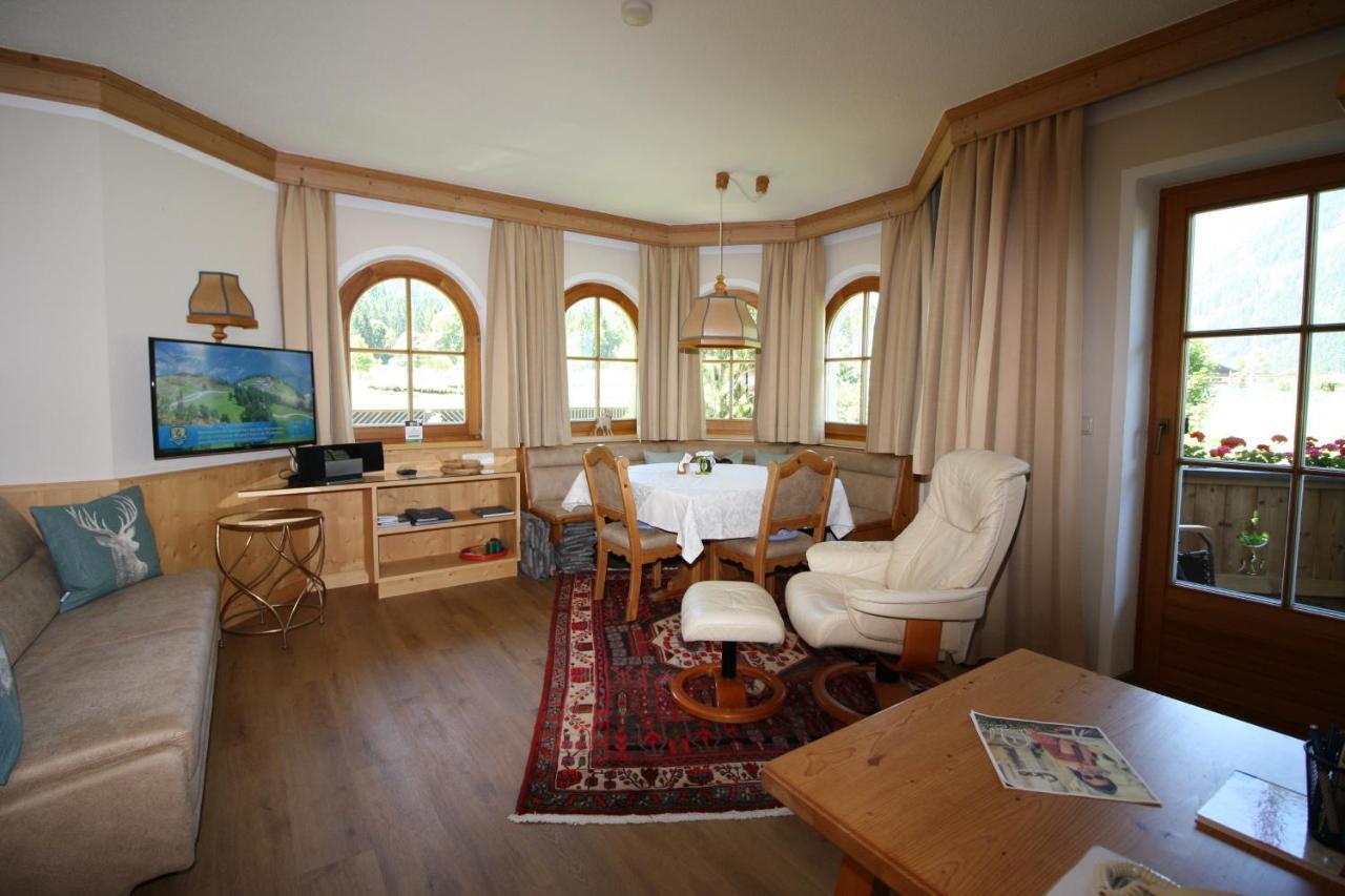 Vronis Waldhaus Adults Only Aparthotel Mayrhofen Buitenkant foto