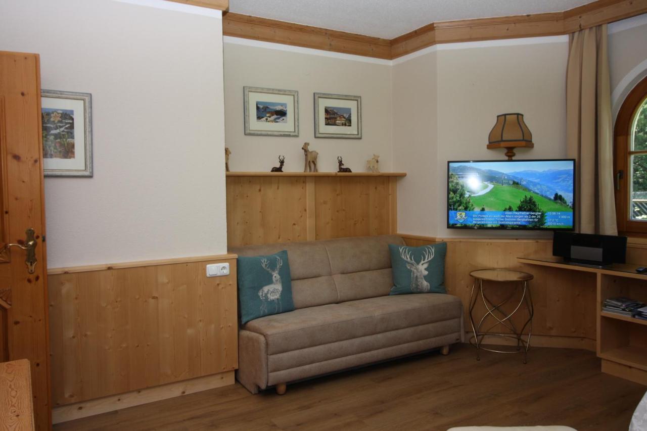Vronis Waldhaus Adults Only Aparthotel Mayrhofen Buitenkant foto