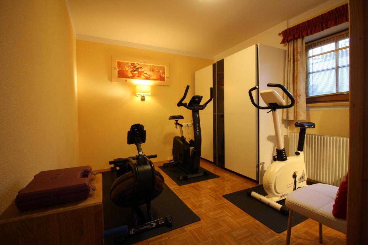 Vronis Waldhaus Adults Only Aparthotel Mayrhofen Buitenkant foto