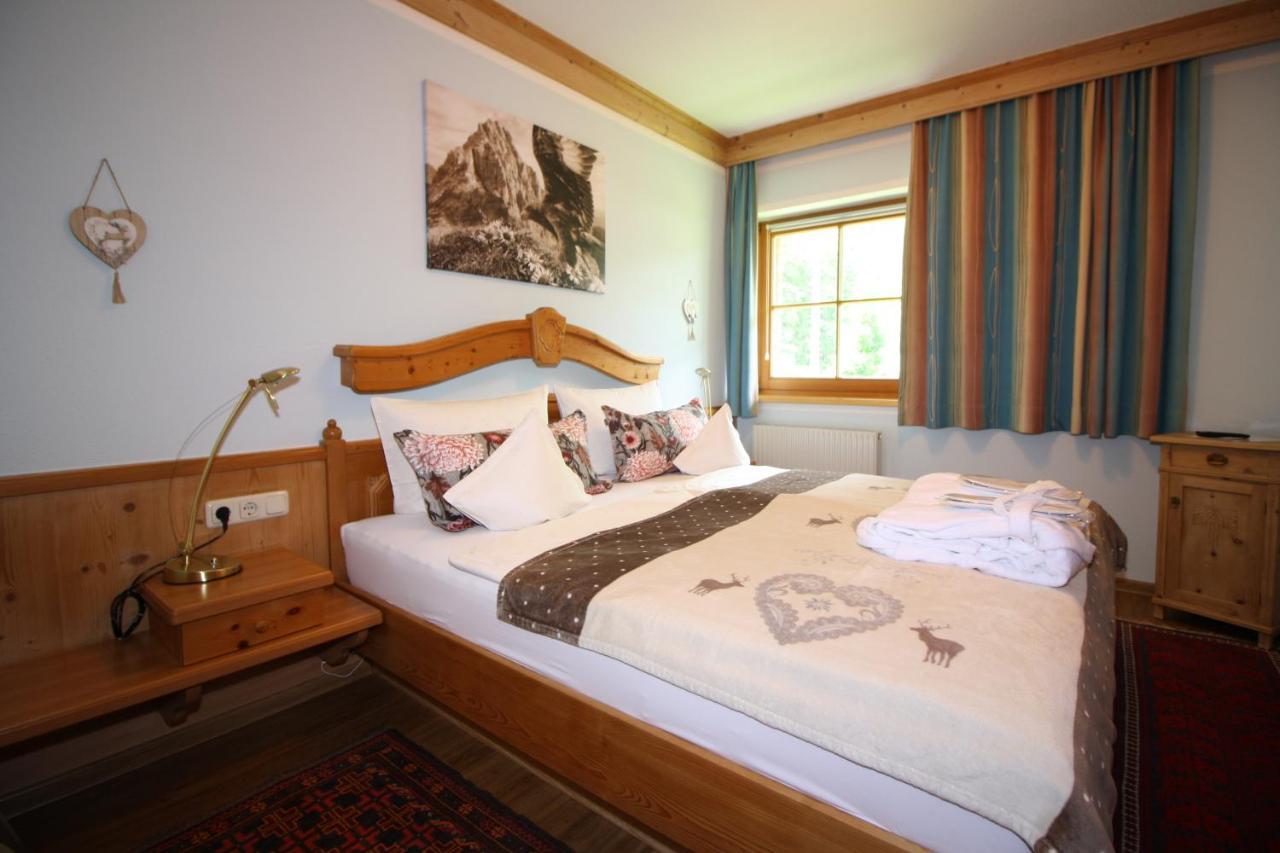 Vronis Waldhaus Adults Only Aparthotel Mayrhofen Buitenkant foto