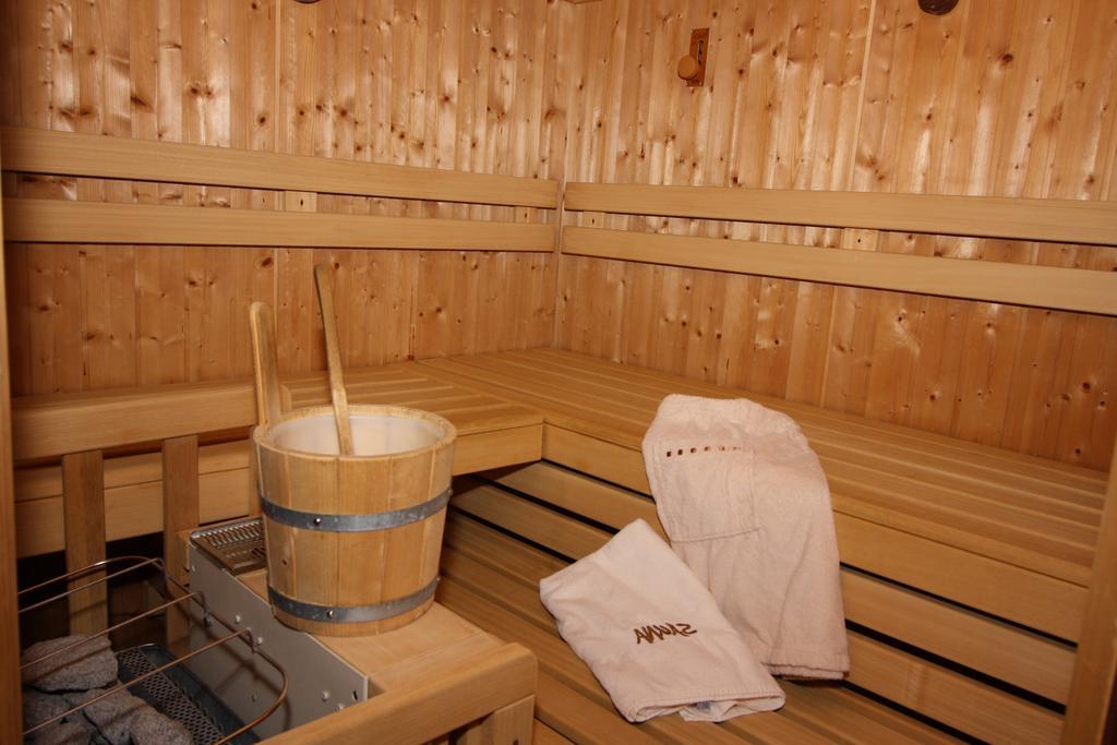 Vronis Waldhaus Adults Only Aparthotel Mayrhofen Buitenkant foto